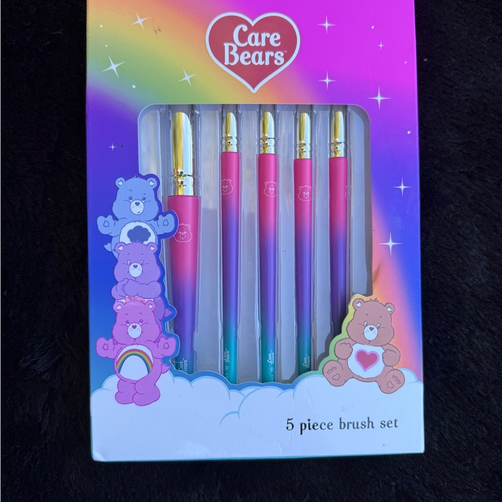 Care Bears Rainbow Brush Set with Pink and Purple